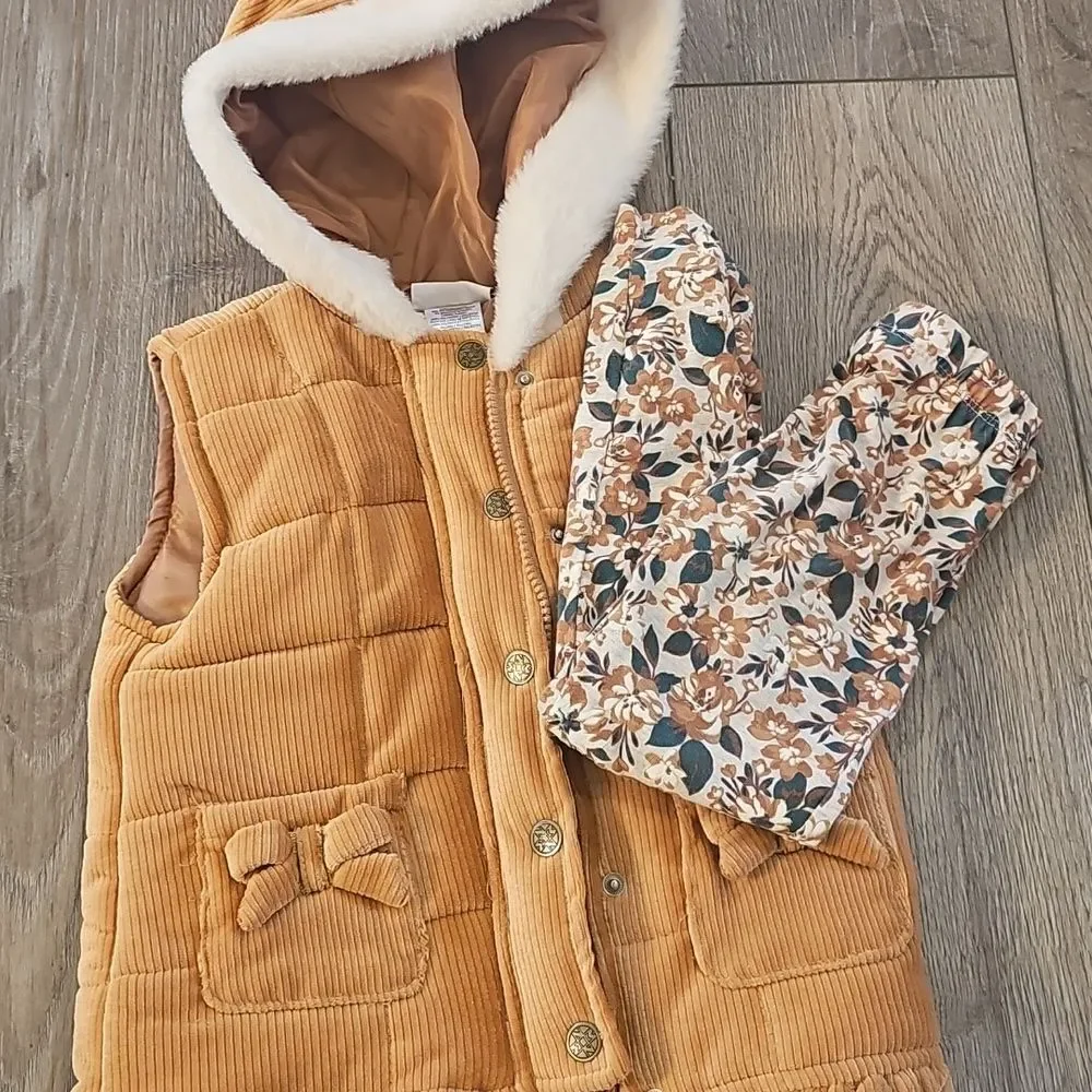 Girls Bundle. 3 Outfits Plus A Vest With Matching Pants Great Condition - Picture 14 of 16